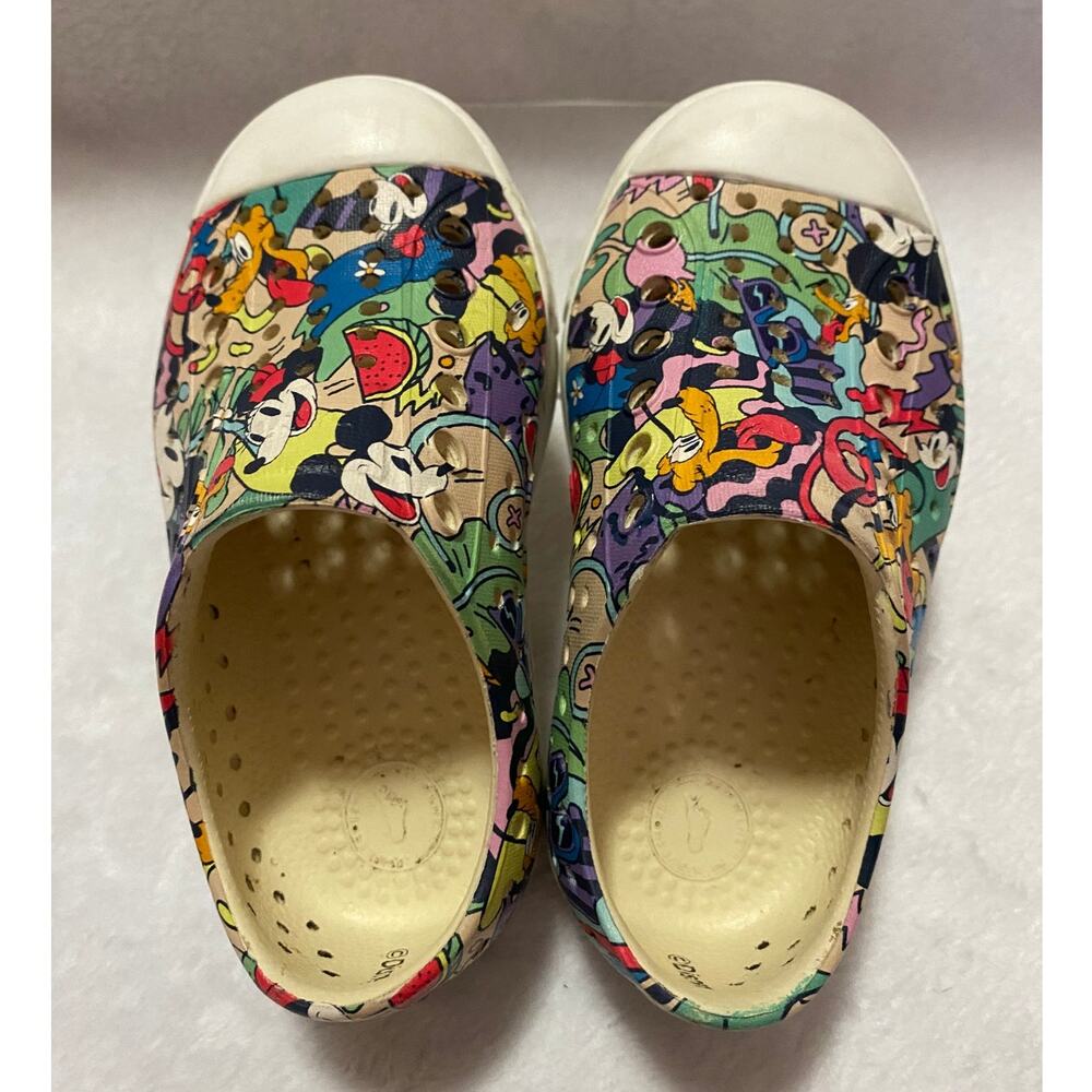 Disney NATIVE Shoes C6 Mickey Mouse All Over Print Kids Jefferson Slip On - Picture 5 of 9